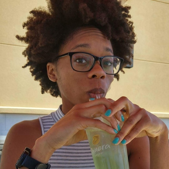 Meet your Posher, Aku - Picture 5 of 6